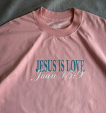 Camisa Unisex - Rosa Oversized Premium Tela Fría - Jesús is Love